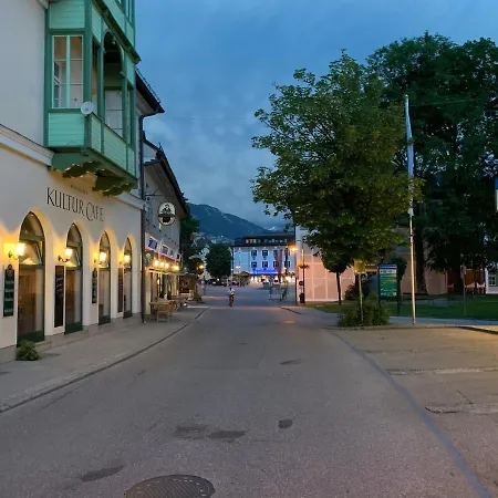 Alpenblick Apartamento